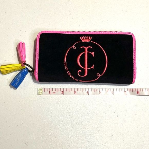 👑 Juicy Couture: Daydreamer Wallet • Black Velour • NEW W/Out Tags! - Picture 1 of 8
